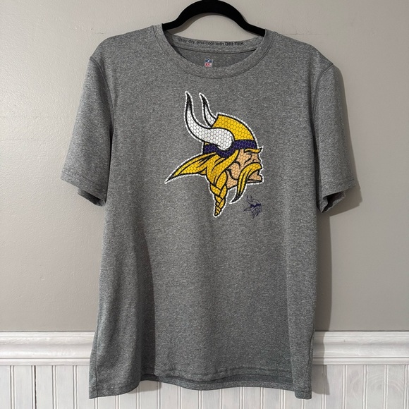 NFL Minnesota Vikings Dri-Tek Short Sleeve Shirt Youth XL or Women’s L - Picture 1 of 6